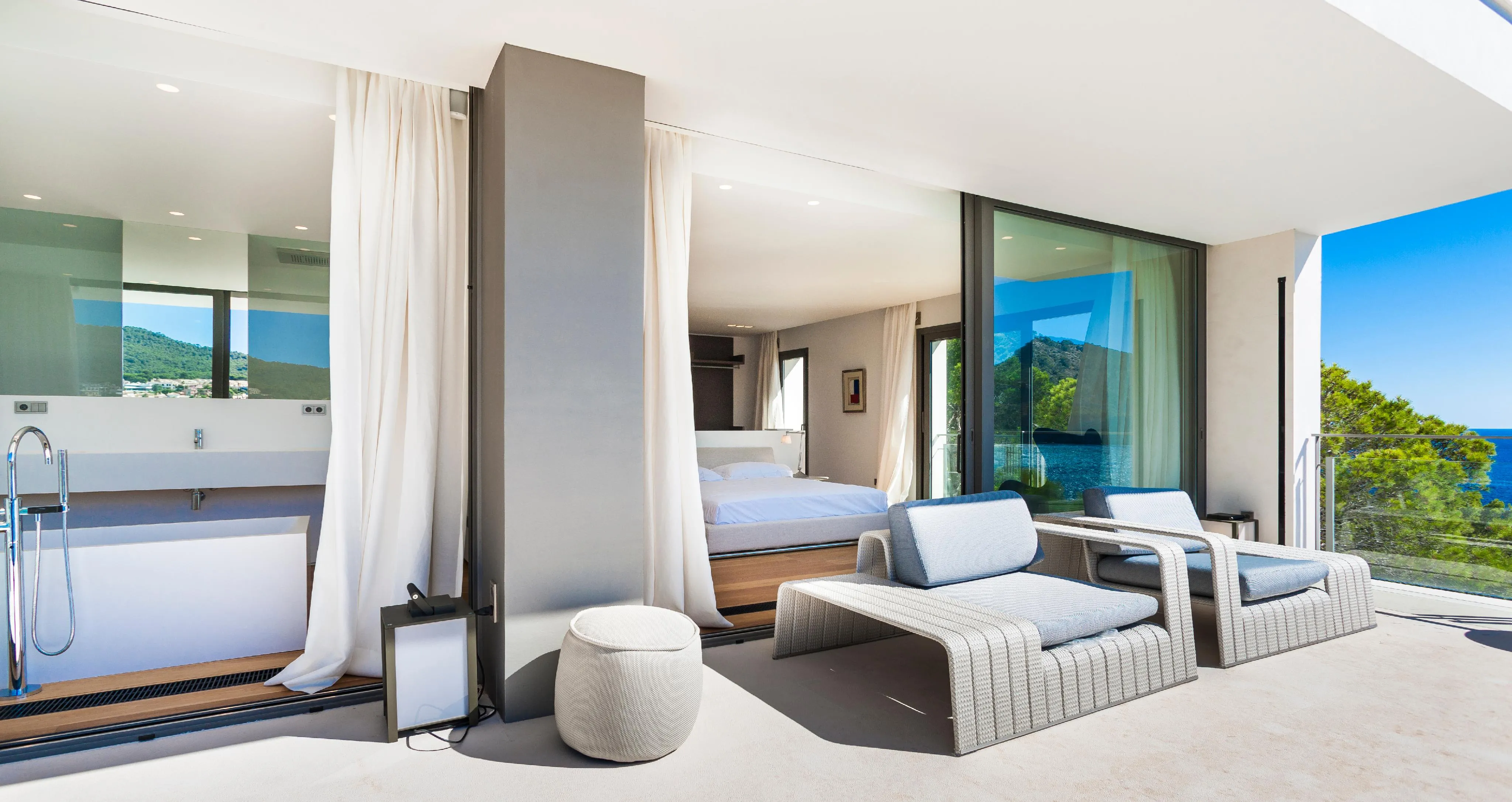 Luxurious villa with direct sea access in Camp de Mar-28