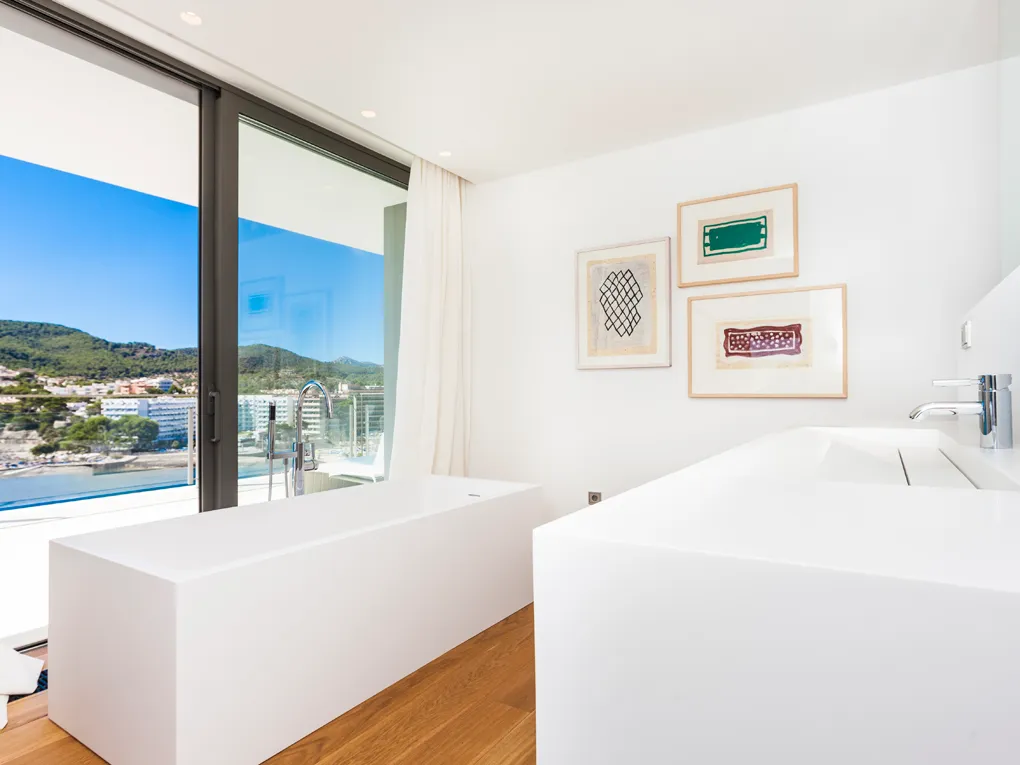 Luxurious villa with direct sea access in Camp de Mar-18