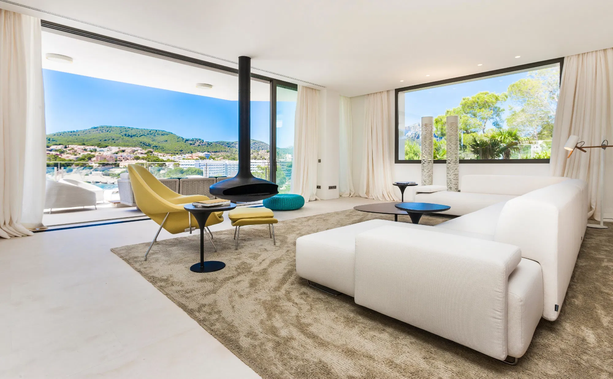 Luxurious villa with direct sea access in Camp de Mar-24