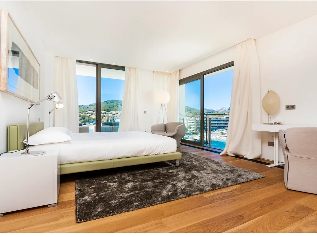 Luxurious villa with direct sea access in Camp de Mar-20