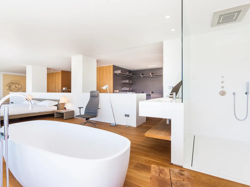 Luxurious villa with direct sea access in Camp de Mar-5