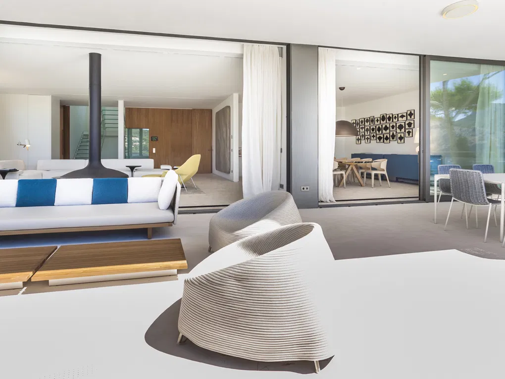 Luxurious villa with direct sea access in Camp de Mar-15