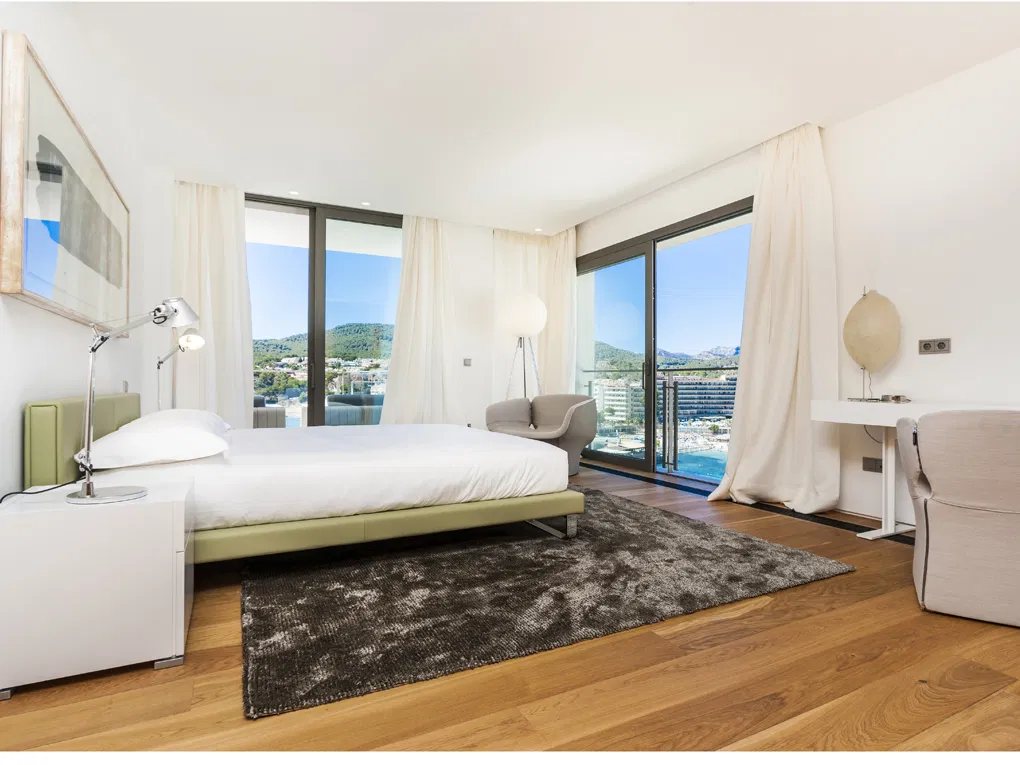Luxurious villa with direct sea access in Camp de Mar-20