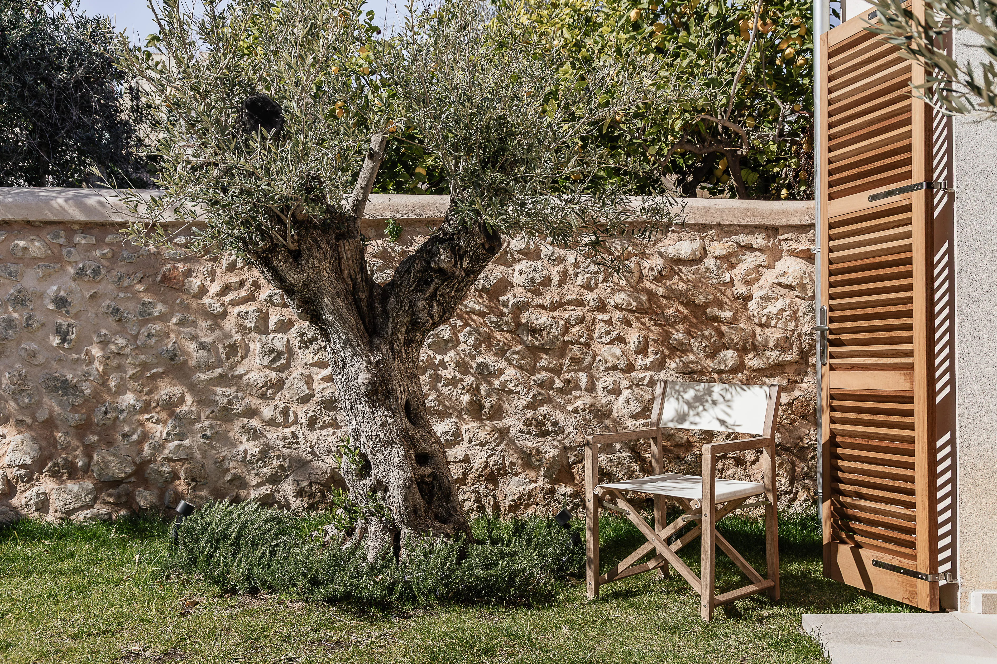 Een tijdloze mediterrane schuilplaats in het hart van Lloseta-16