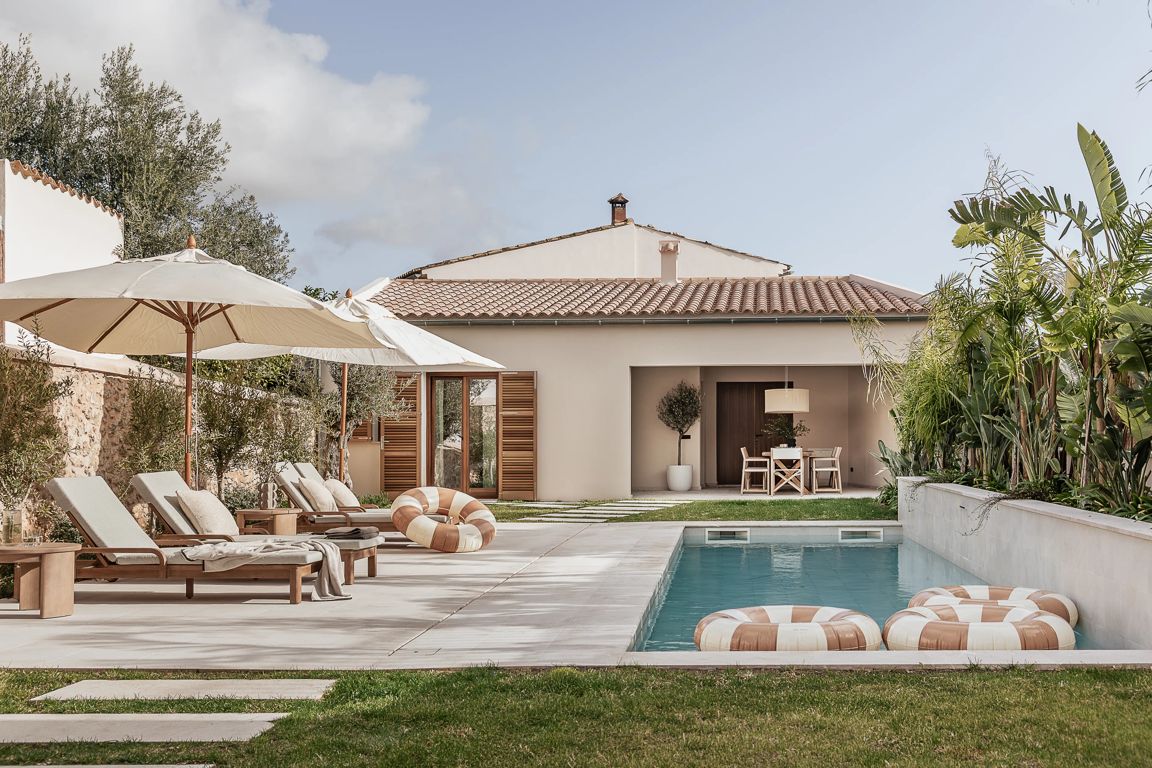 Een tijdloze mediterrane schuilplaats in het hart van Lloseta-15