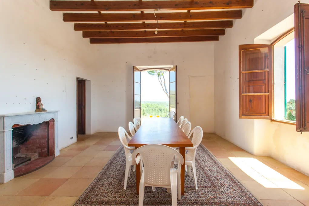 Stately residence with sea views-7