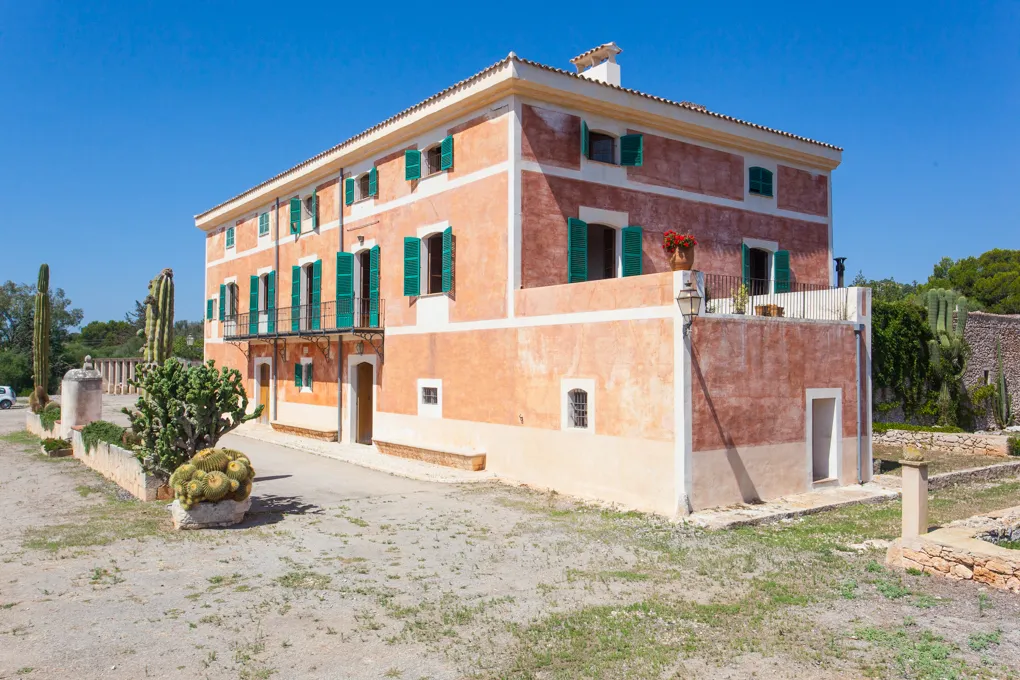 Finca senyorial amb vistes al mar en el club de golf prop de Mallorca-4