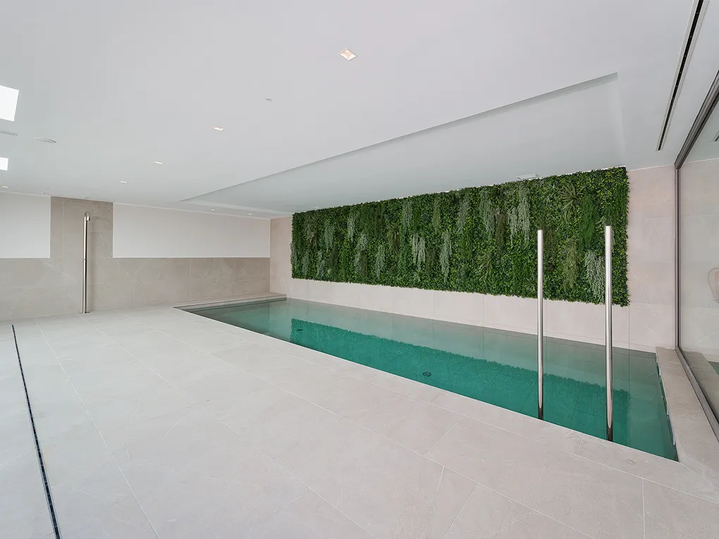 Attico unico di nuova costruzione con vista sul mare-23