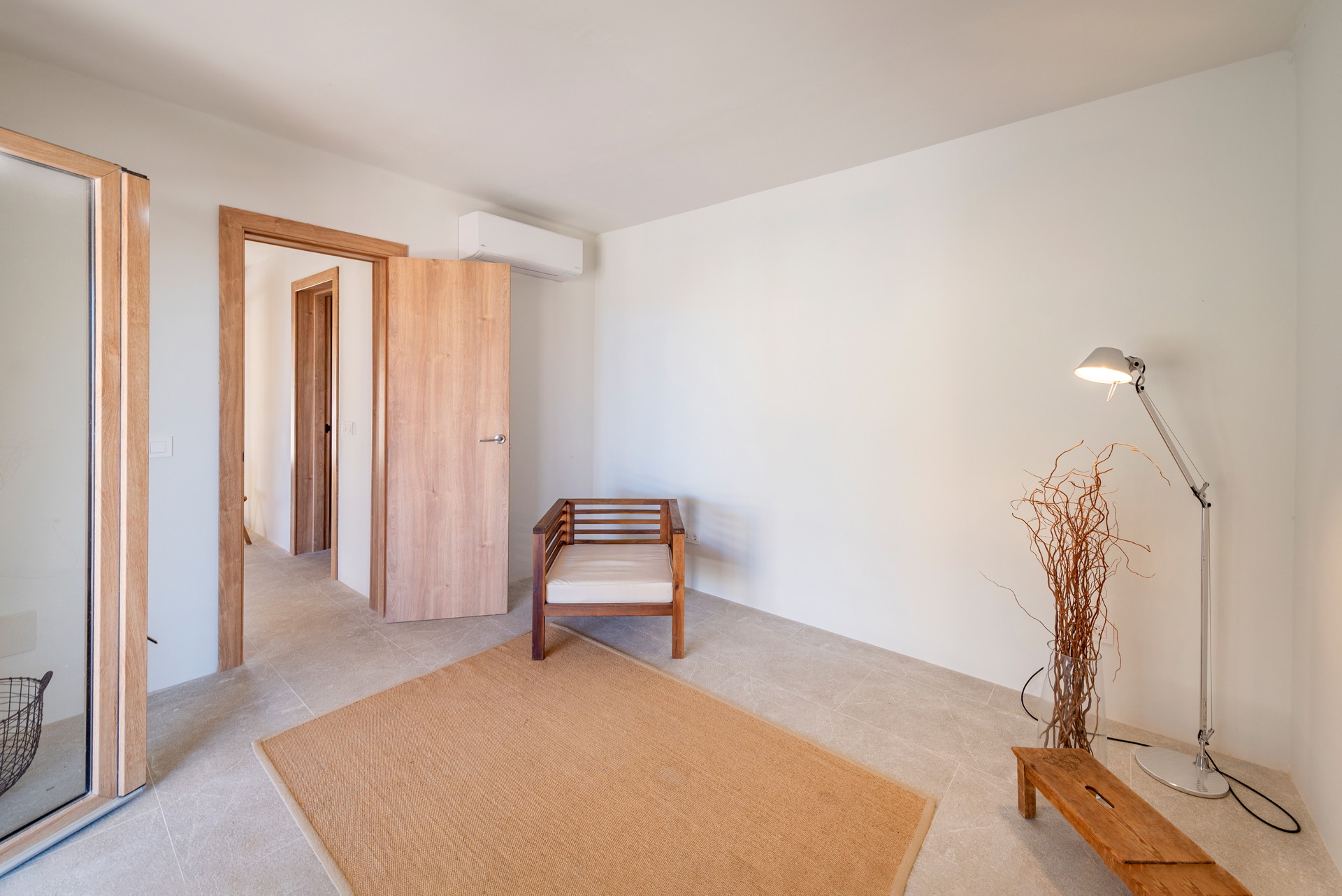 Exclusive temporary rental with sea views at Port des Canonge-13