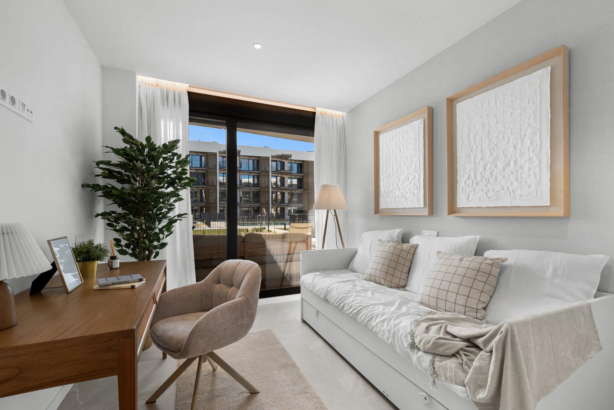 Appartement avec jardin dans un nouveau complexe moderne avec une grande piscine commune-9