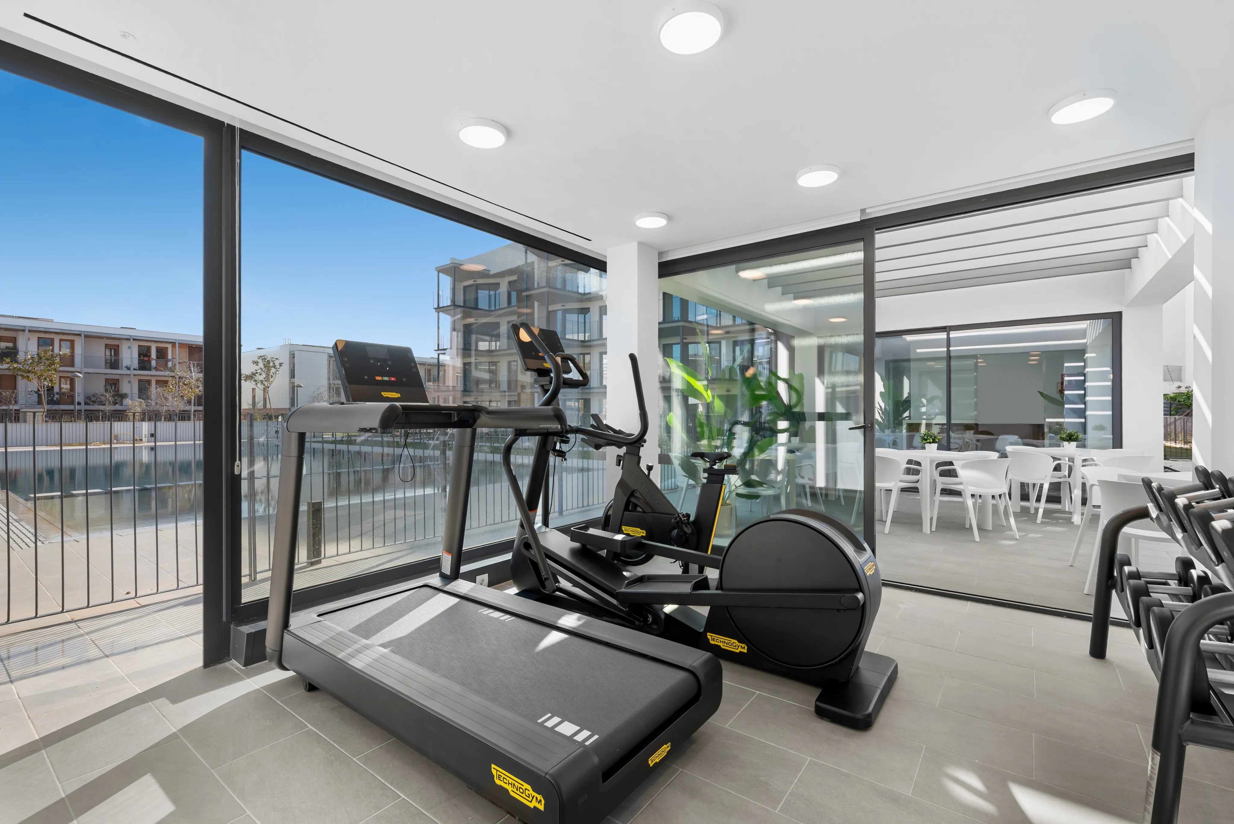 Gartenwohnung in moderner Neubauanlage mit großem Gemeinschaftspool-19