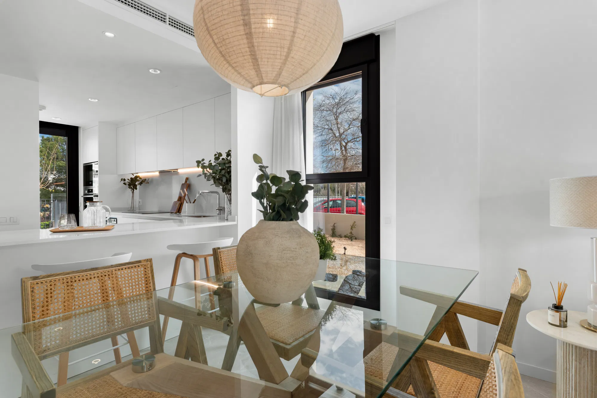 Appartement avec jardin dans un nouveau complexe moderne avec une grande piscine commune-4