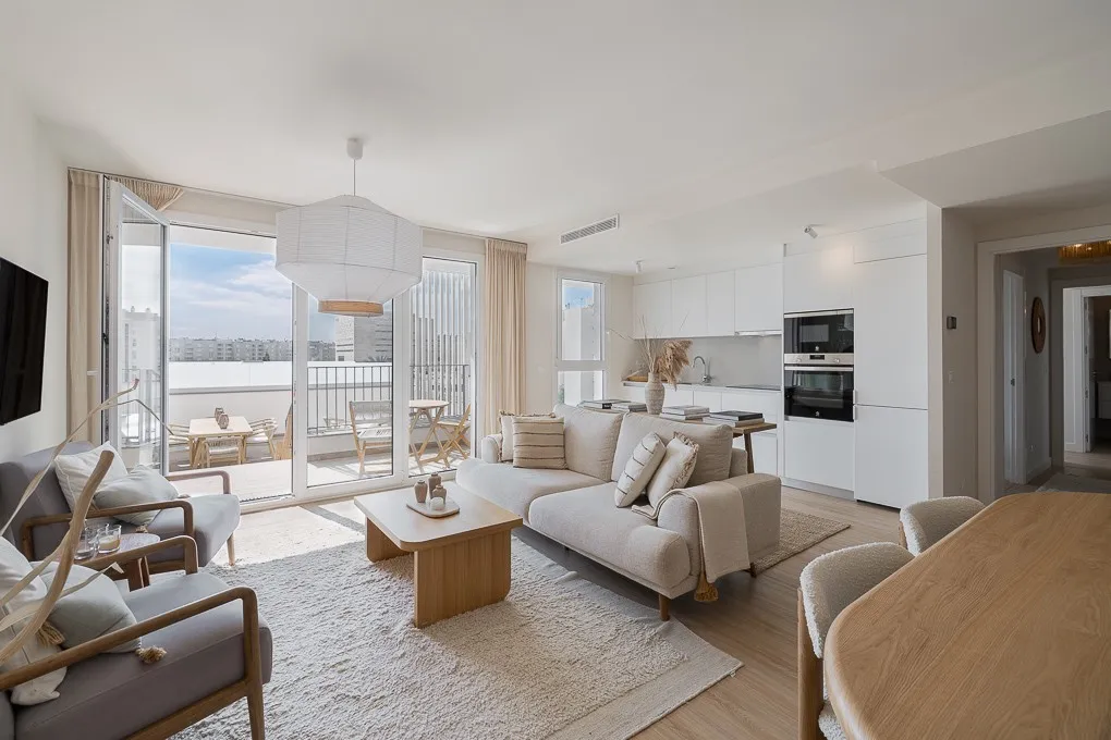 Neubau-Wohnung mit Terrasse, Meerblick, Parkplatz Gemeinschaftspool-1