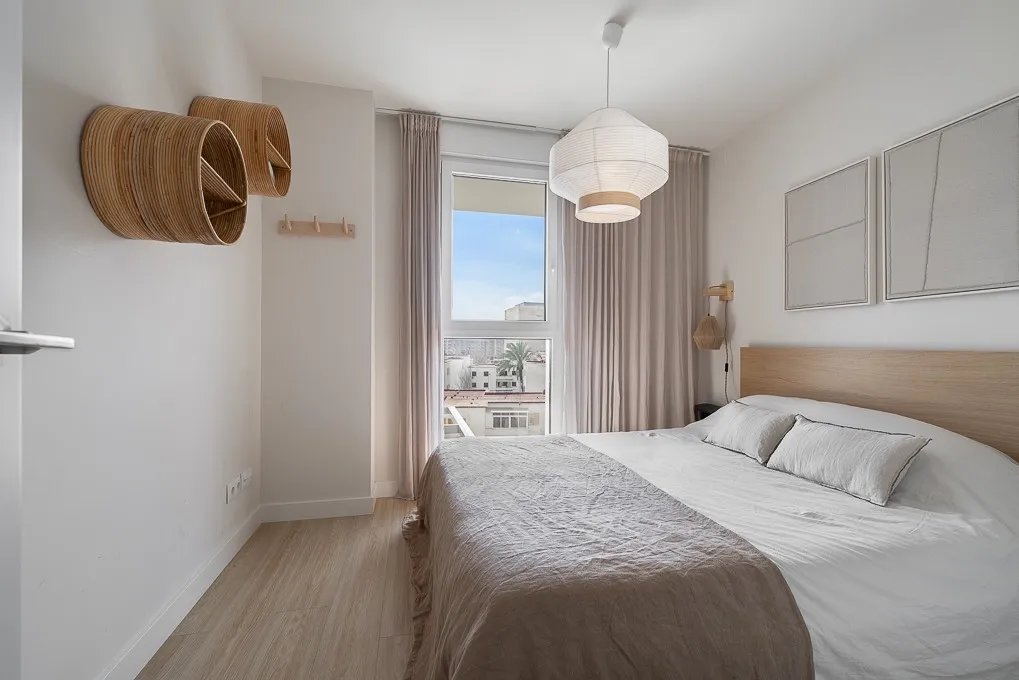 Newly built apartment with terrace, sea view, parking, communal pool-8