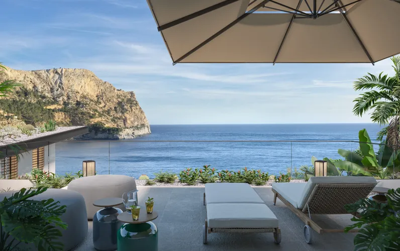 Building plot in second sea line with submitted planning application