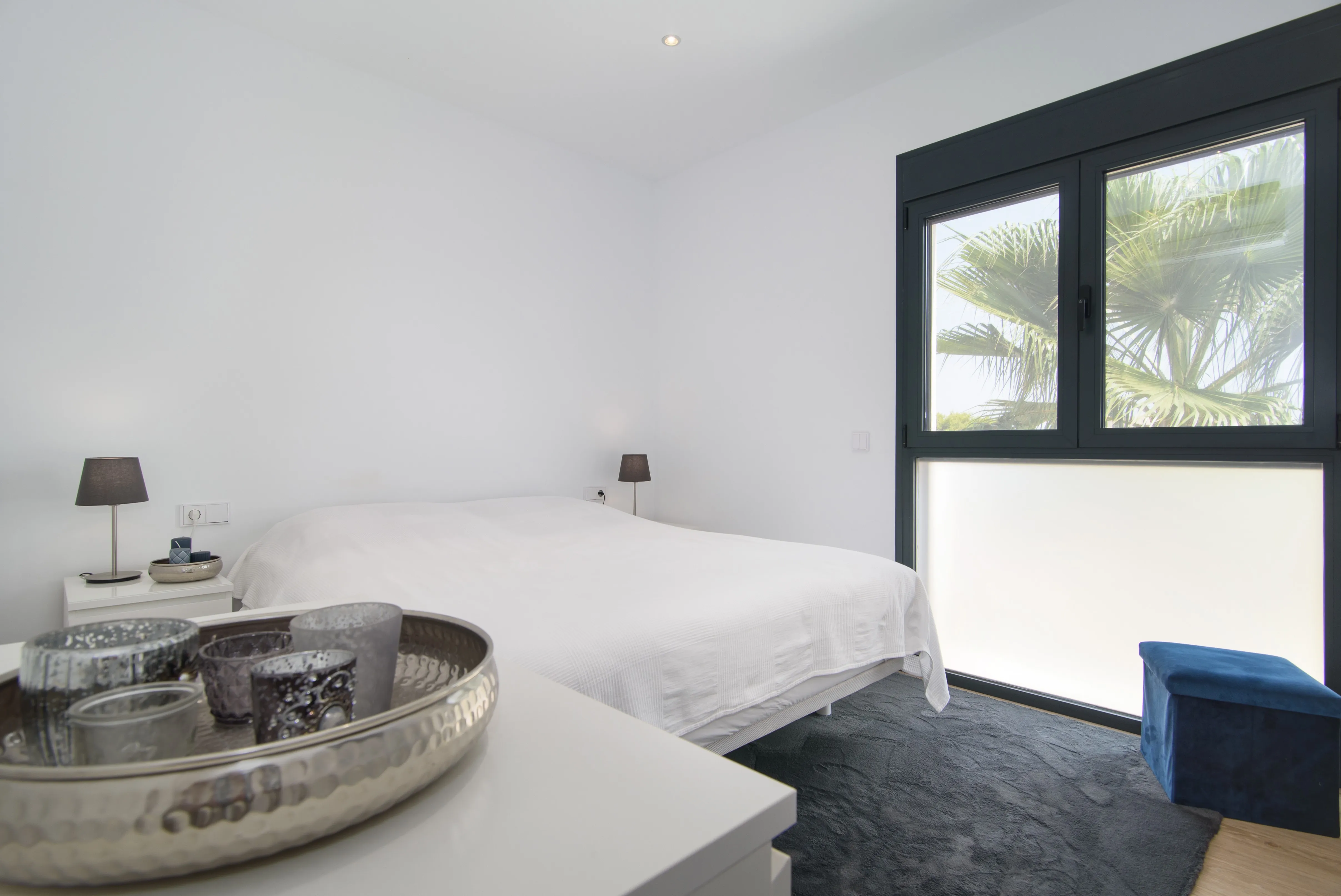 Moderno chalet pareado con vistas al mar-9