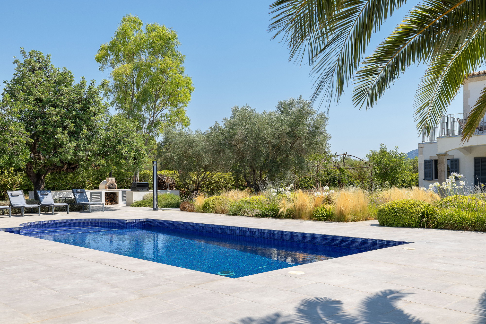 Beautifully renovated country house with pool and mountain views near Llucmajor-2