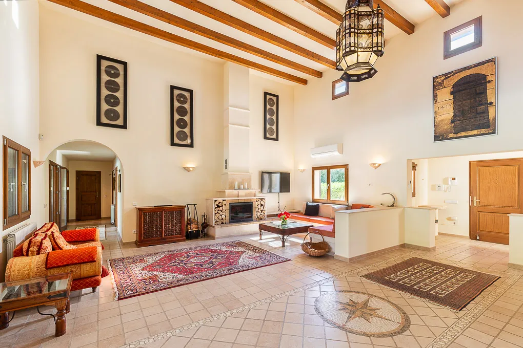 Moderne finca-stijl villa bij Llucmajor-3