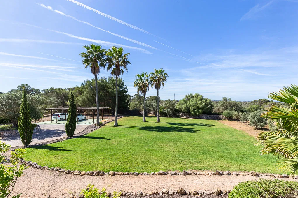 Modern villa with mediterranean charm near Llucmajor-4