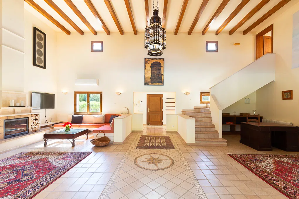 Modern villa with mediterranean charm near Llucmajor-8