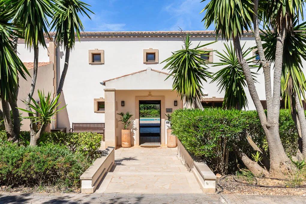 Moderne finca-stijl villa bij Llucmajor-2