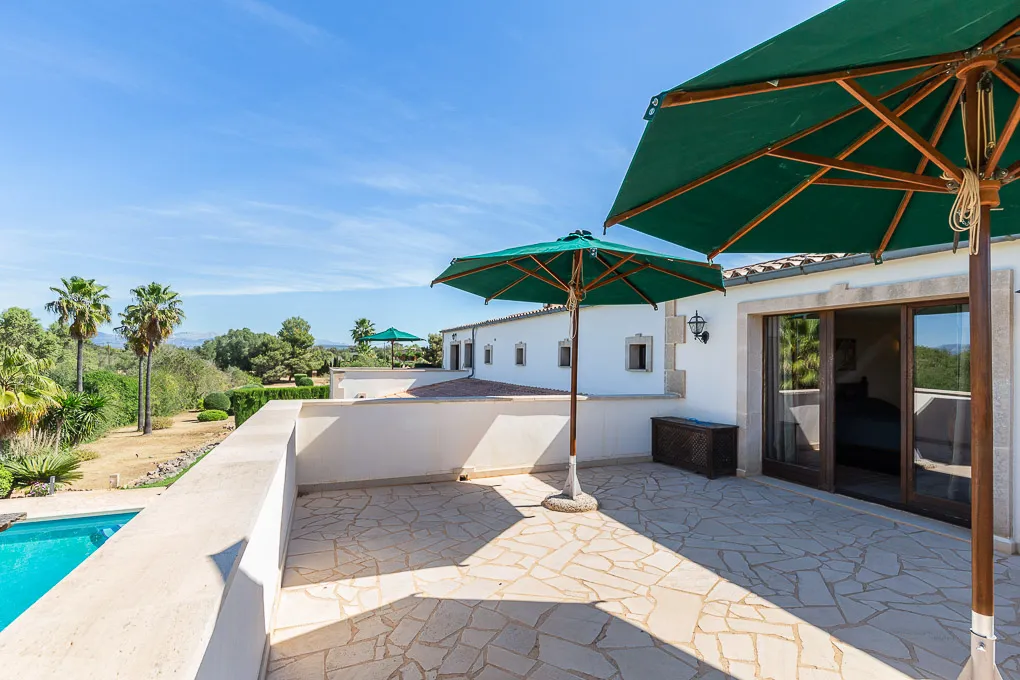 Moderne finca-stijl villa bij Llucmajor-15