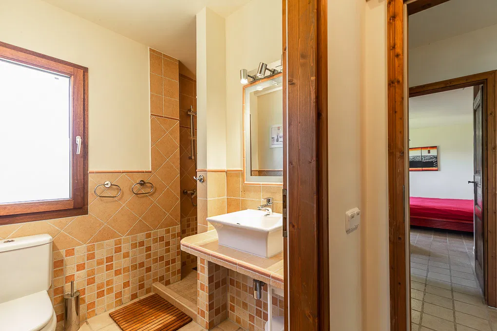 Modern villa with mediterranean charm near Llucmajor-15