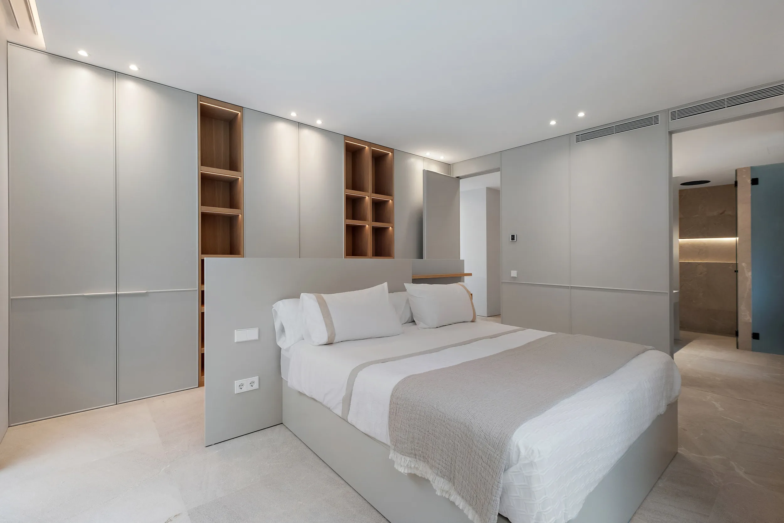 Modern newly built villa with spectacular views in Son Vida-15