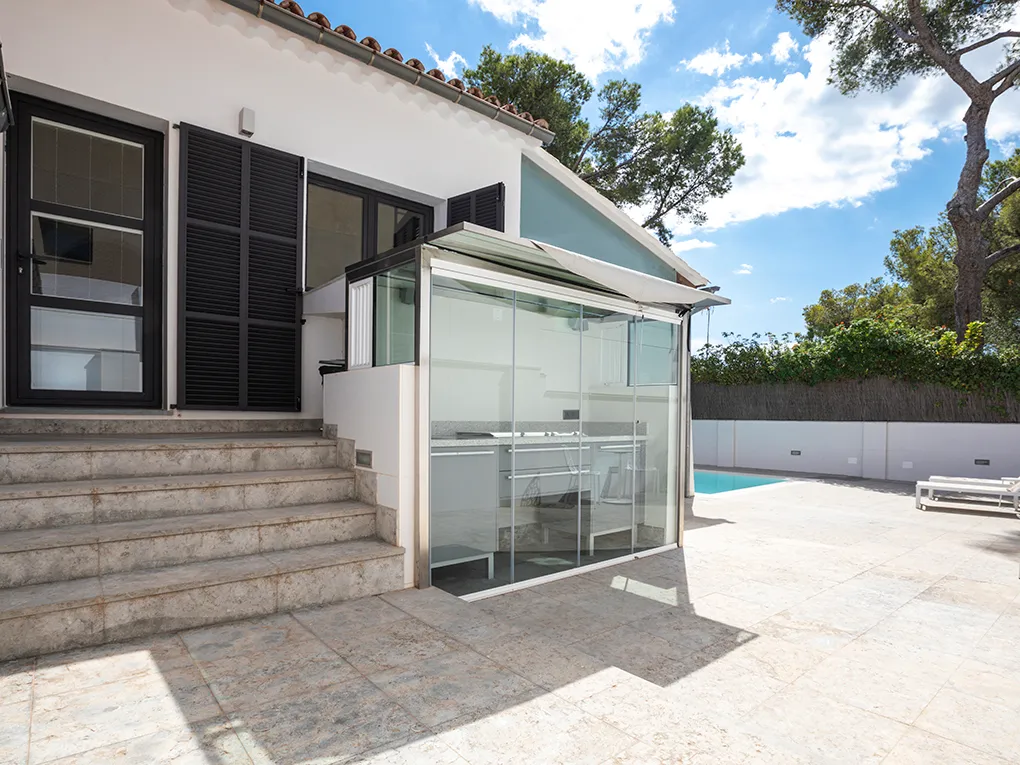 Villa in quiet location in Bonanova-10