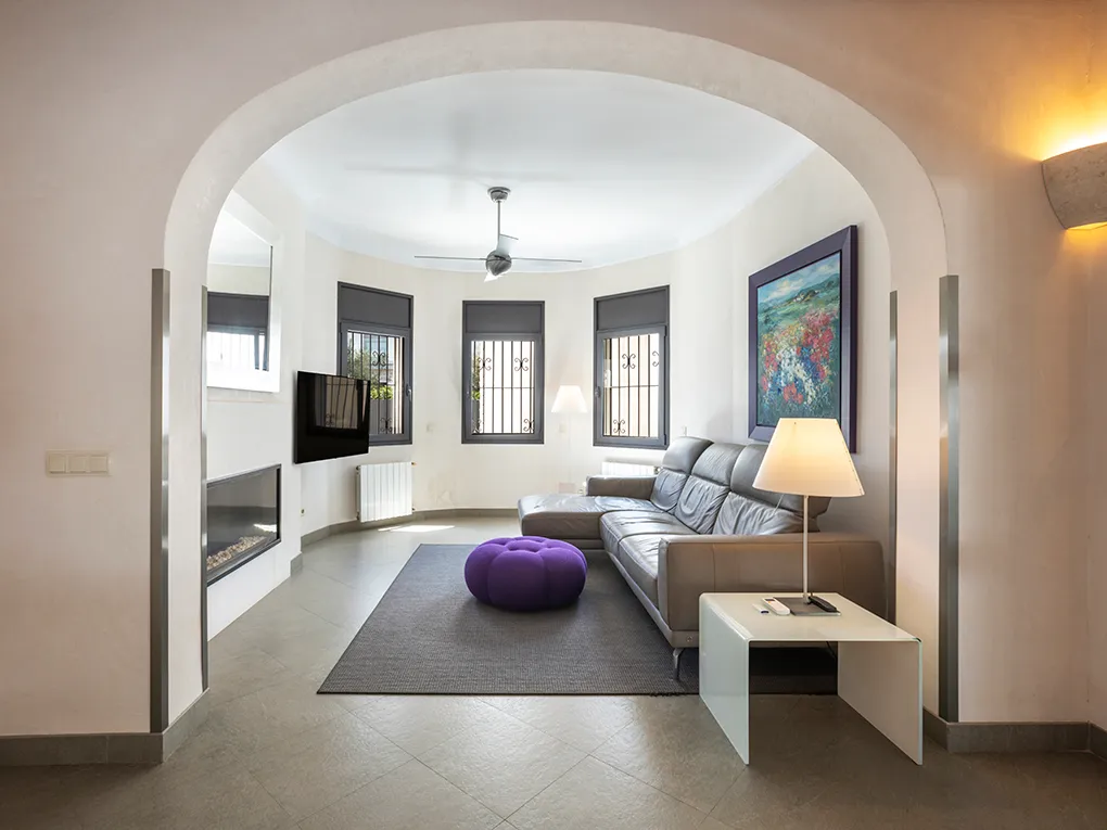 Villa in quiet location in Bonanova-4