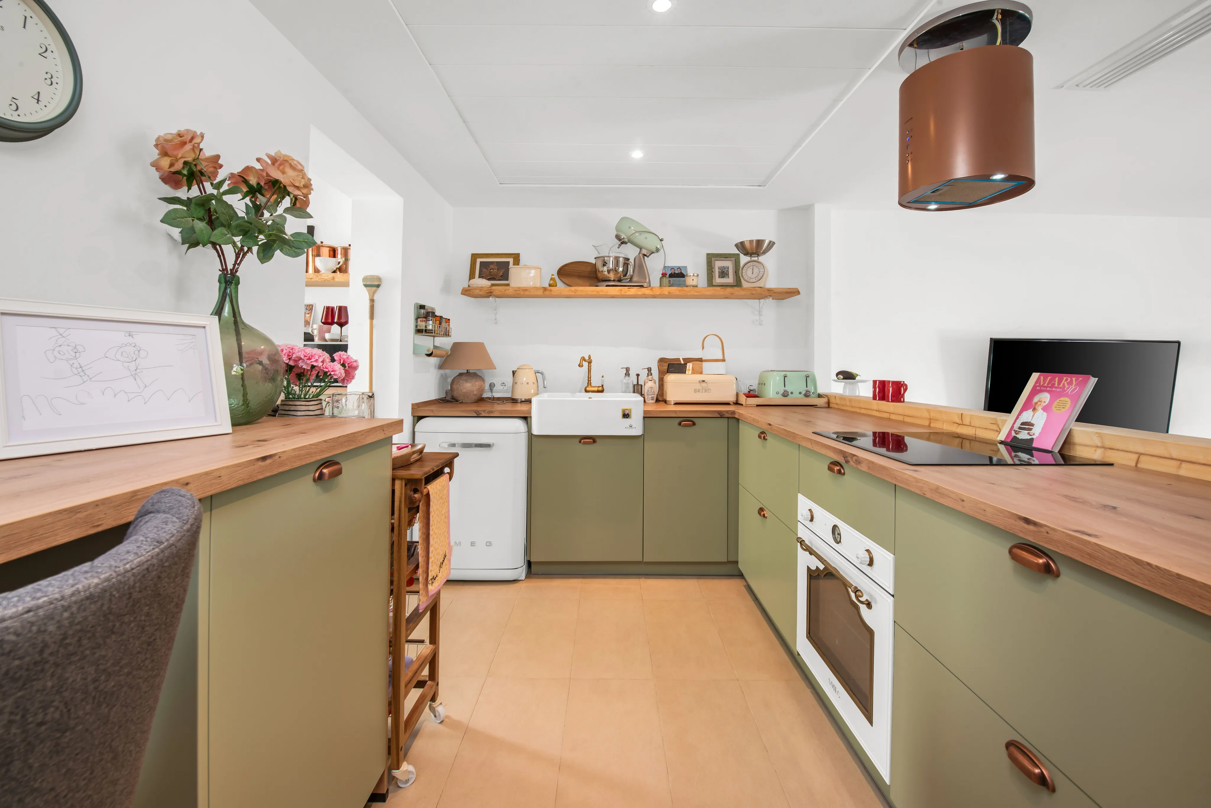 Charming terraced house in an exclusive golf community-9