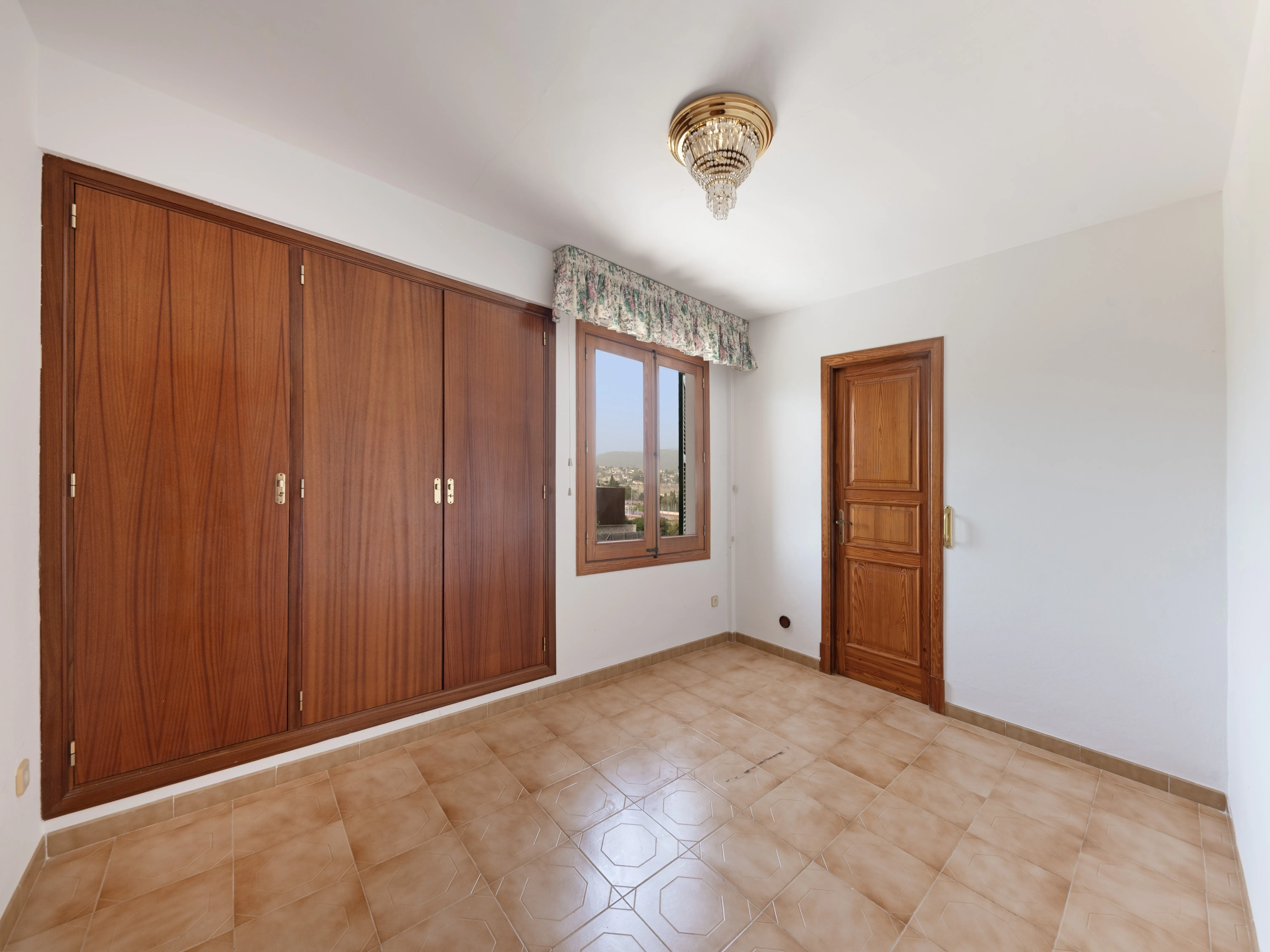 Casa de pueblo independiente con vistas en Establiments-10