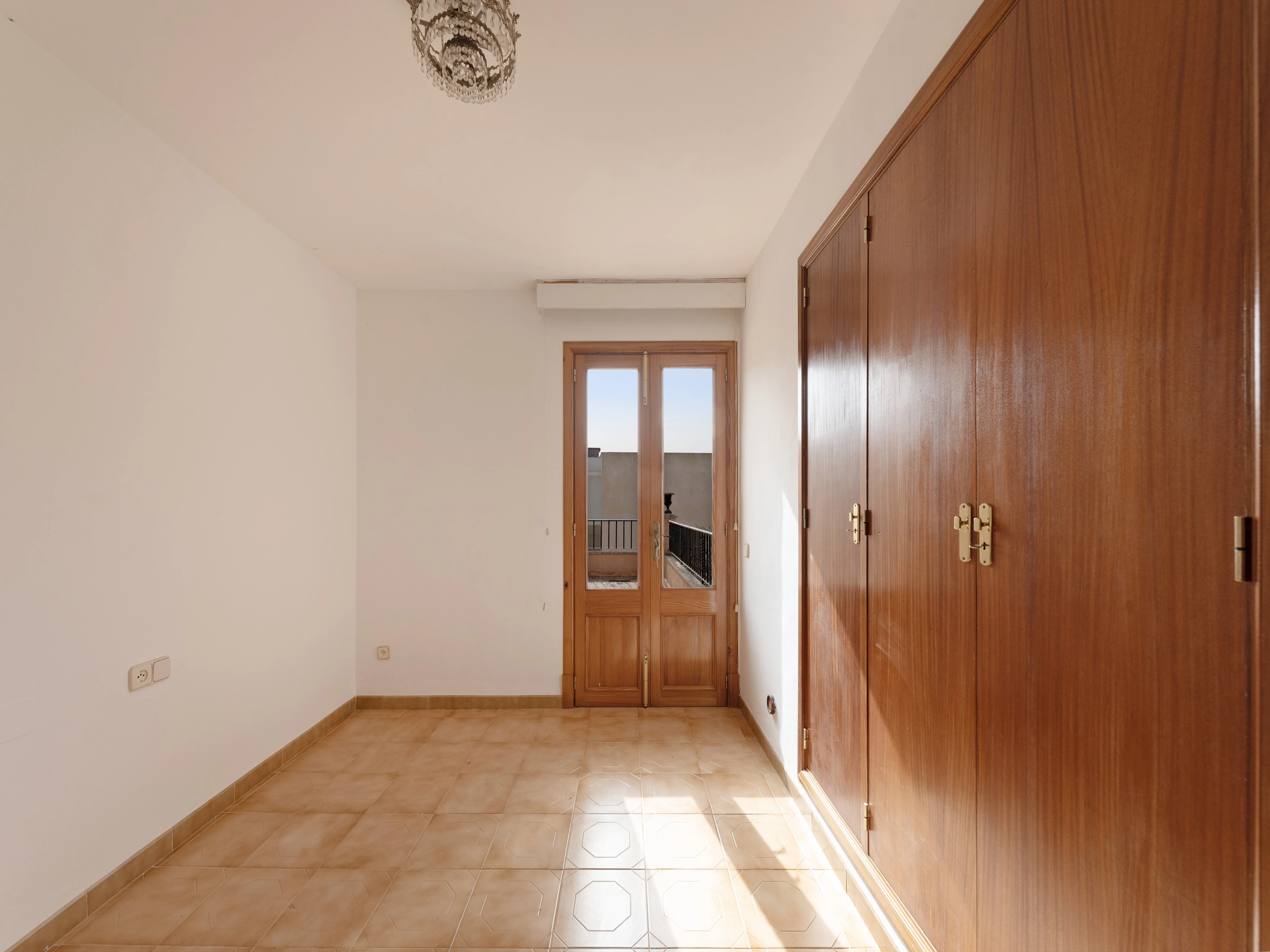 Fredfyldt rækkehus med udsigt i Establiments-11