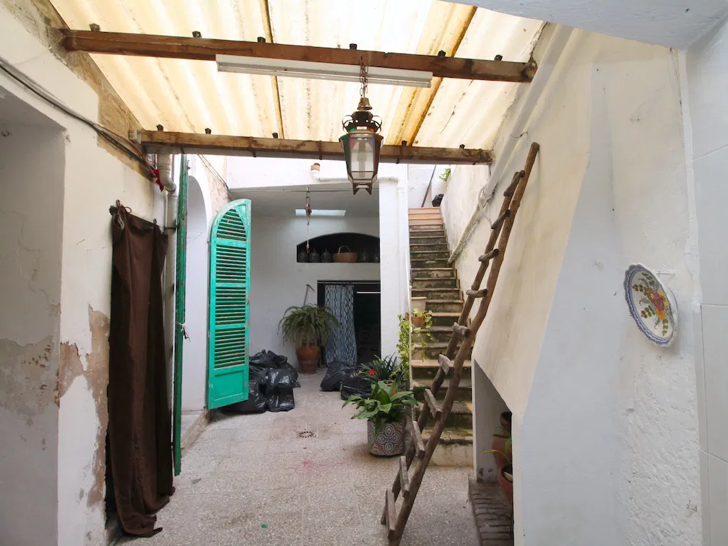 Una casa adossada única en una zona popular d'Artà: aprovats els plans de reforma-10