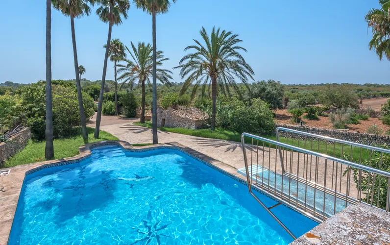 Stara majorkańska posiadłość w Llucmajor