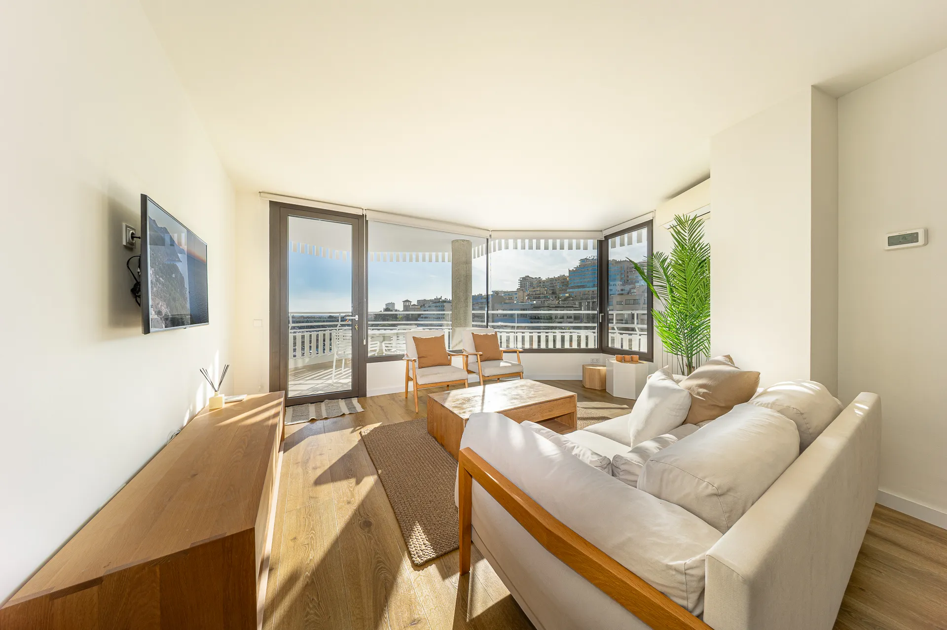 Coquet pis amb vistes a la bahia de Palma-2