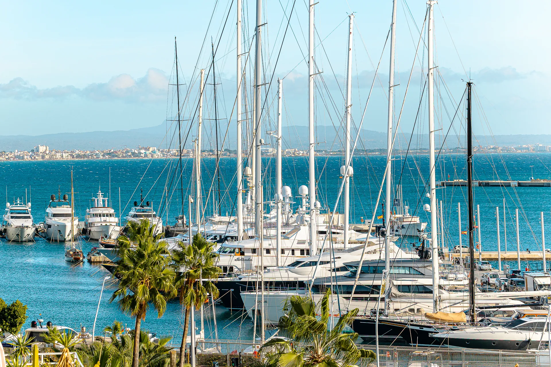 Coquet pis amb vistes a la bahia de Palma-33