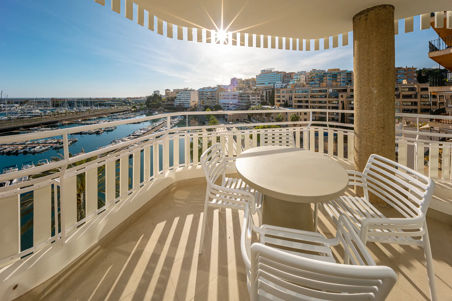 Coquet pis amb vistes a la bahia de Palma-26