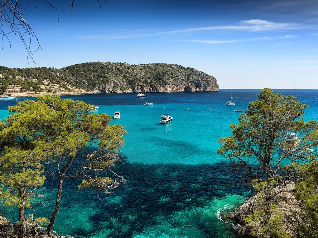 Fantastisk ejendom i første havlinje med direkte adgang til havet-21