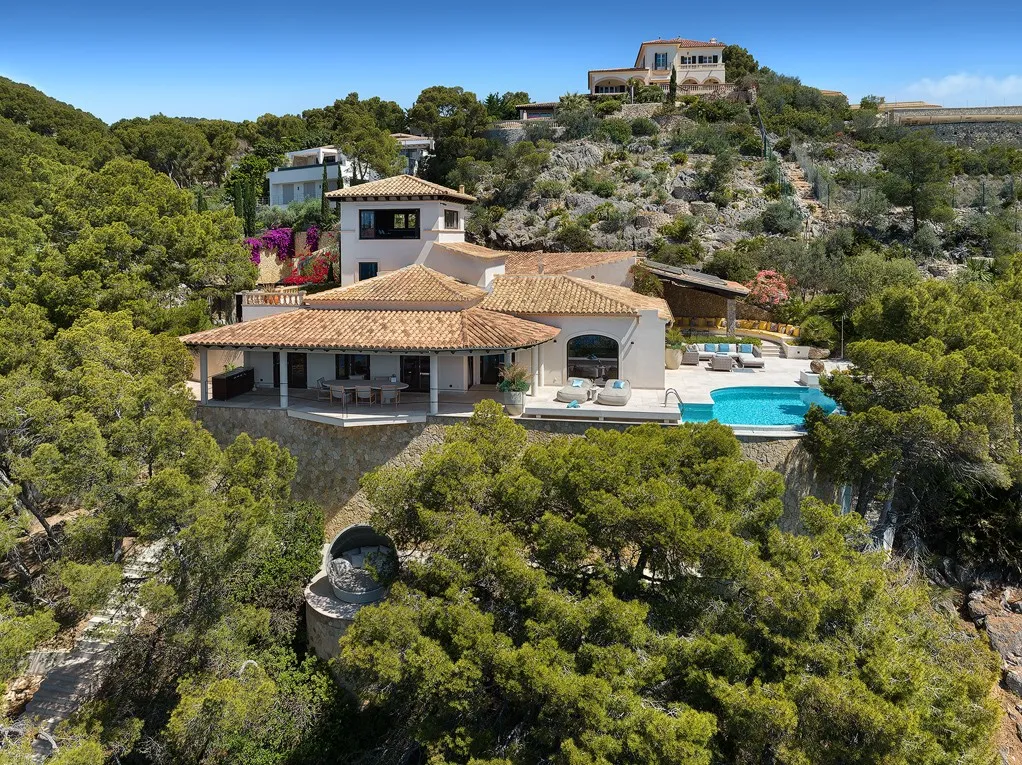 Fantastisk ejendom i første havlinje med direkte adgang til havet-20