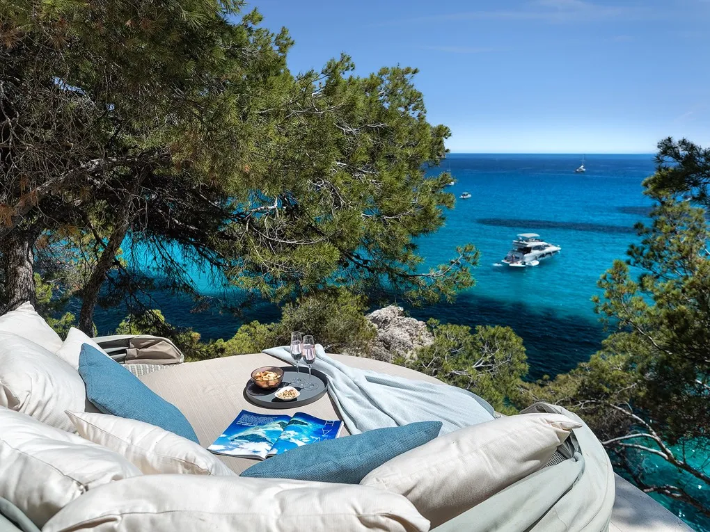 Fantastisk ejendom i første havlinje med direkte adgang til havet-3