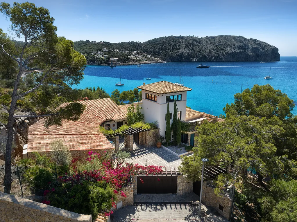 Fantastisk ejendom i første havlinje med direkte adgang til havet-27