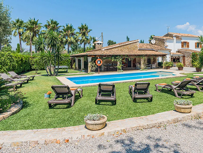 "BARRETAS" domy wakacyjne w Alcudia-2