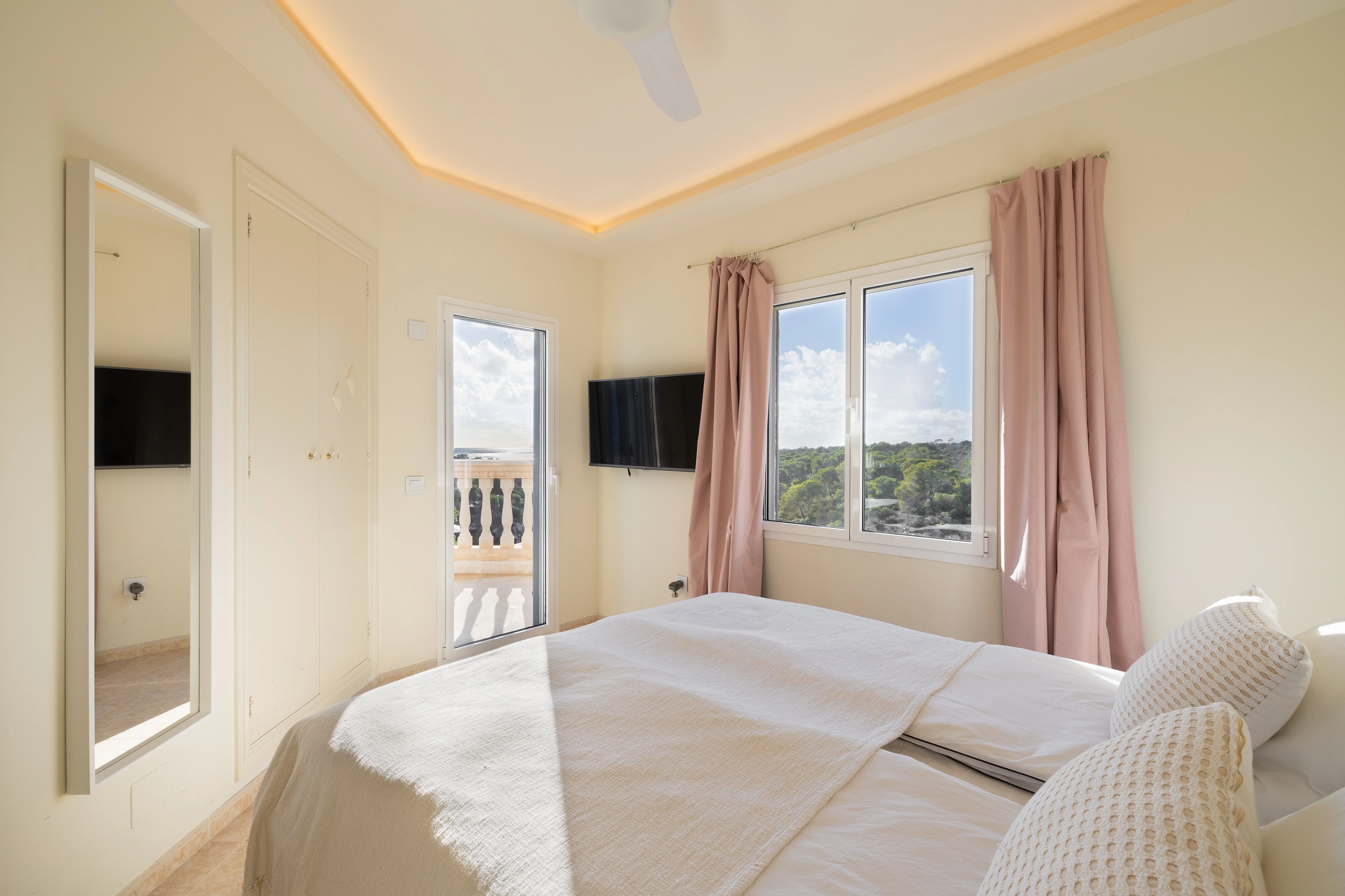 Villa de plage de rêve avec licence ETV à Cala Pi-13