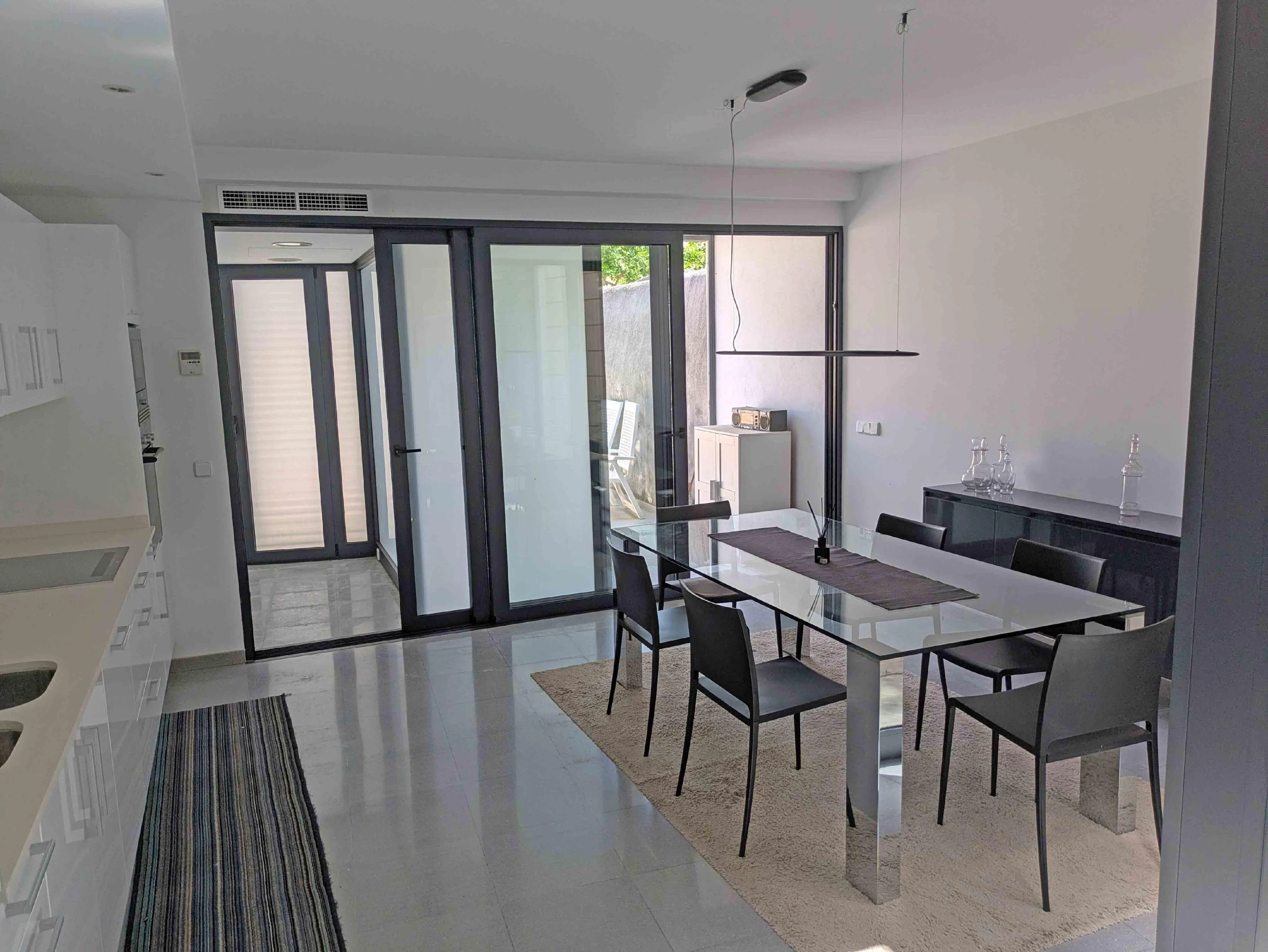 Casa de pueblo luminosa cerca de la plaza del mercado-5