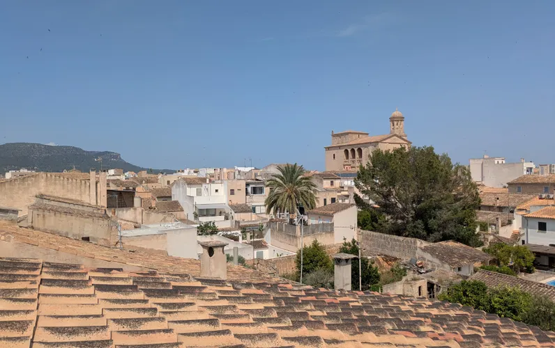 Casa de pueblo luminosa cerca de la plaza del mercado
