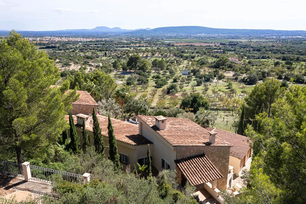 Maison de campagne de luxe avec une vue impressionnante-29