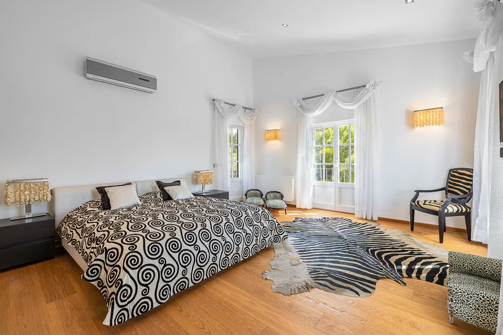 Maison de campagne de luxe avec une vue impressionnante-15