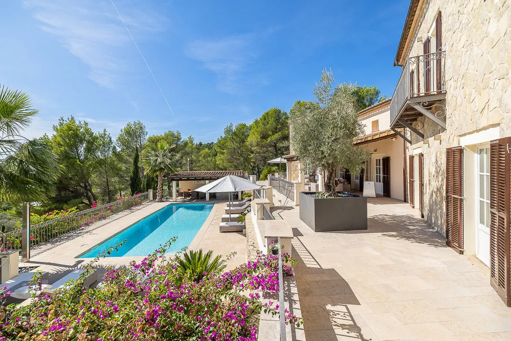 Maison de campagne de luxe avec une vue impressionnante-19