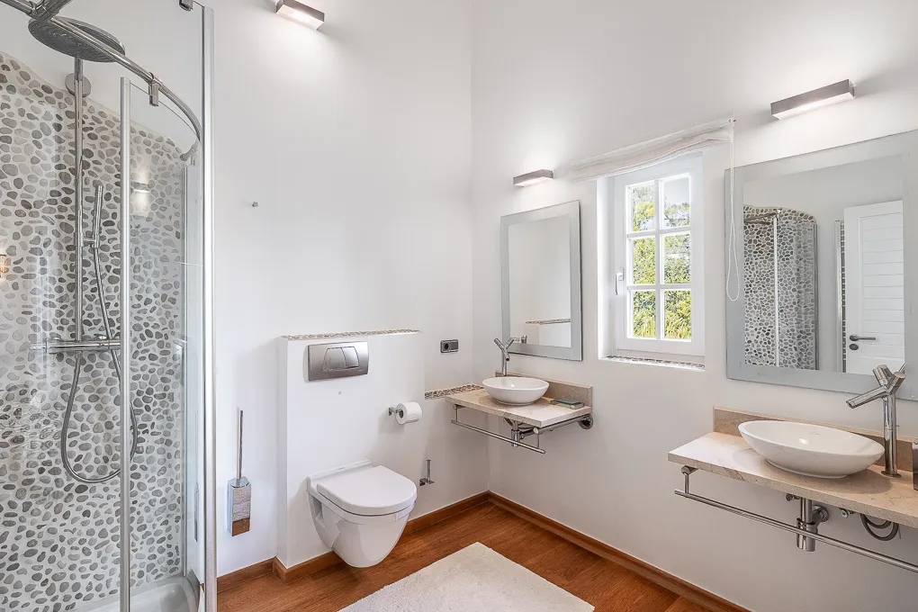 Maison de campagne de luxe avec une vue impressionnante-16